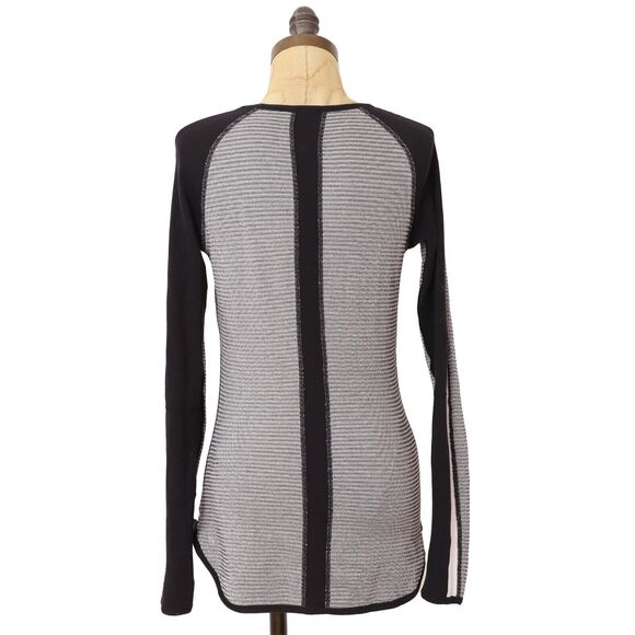 LULULEMON 2012 Reversibile Runder Under Long Sleeve Top 6 Pique Black White B42 - Picture 3 of 6